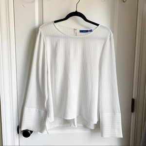 Apt 9 ivory with gold stripe long sleeve blouse